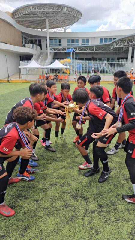 Ascot U12 Football Team Crowned Champions in Their First Tournament of the Season (1)