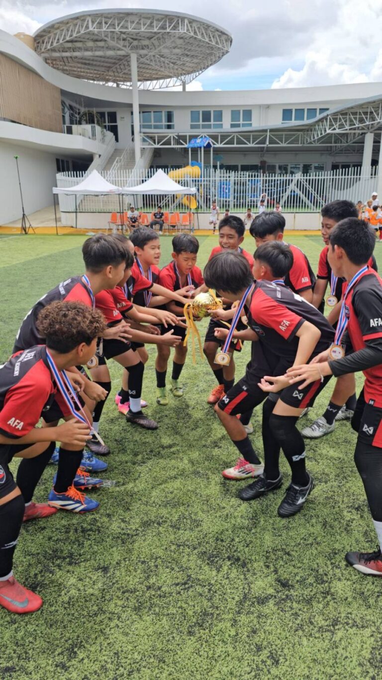 Ascot U12 Football Team Crowned Champions in Their First Tournament of the Season (1)