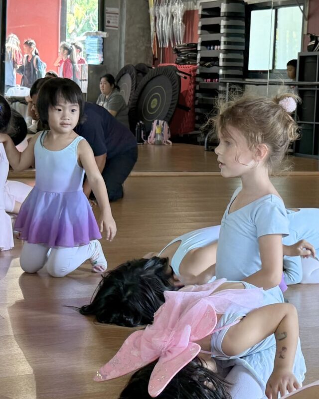 Ballet Class at Ascot (5)
