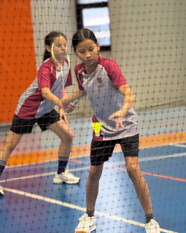TISAC Badminton Tournament of Ascot Team (6)