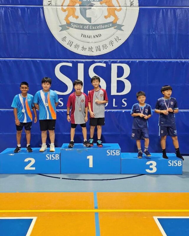 TISAC Badminton Tournament of Ascot Team (7)