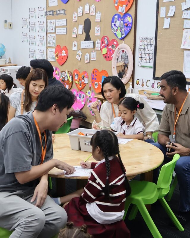 Learning Together Parent Partnership and World Gratitude Day at Ascot (12)